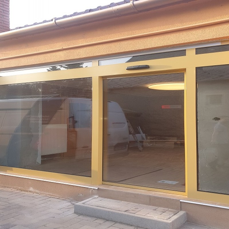 Dorma automata fotocellás üvegajtó – Automata üvegajtók