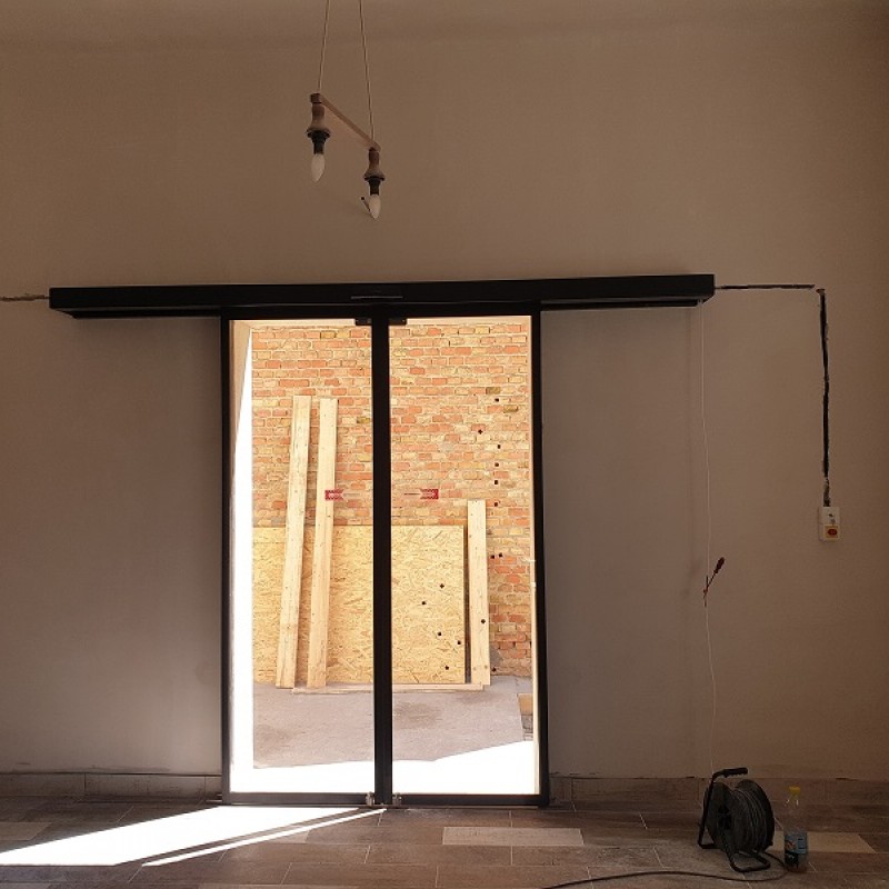 Dorma automata fotocellás üvegajtó – Automata üvegajtók